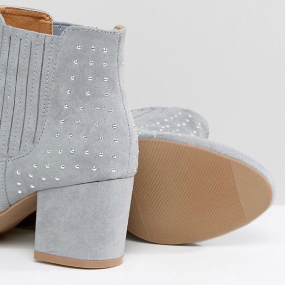 NIB Gray Studded Ankle Bootie - Picture 4 of 5